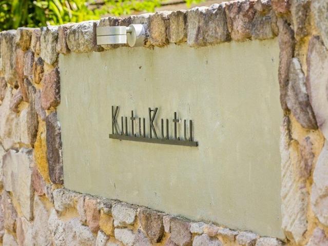 Kutu Kutu Luxury Executive Hinterland Estate with Panoramic Coastal Views