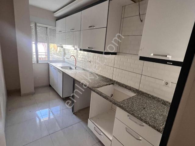 Kütükçü Mah Kiralık Daire Geniş Ulaşıma Yakın !