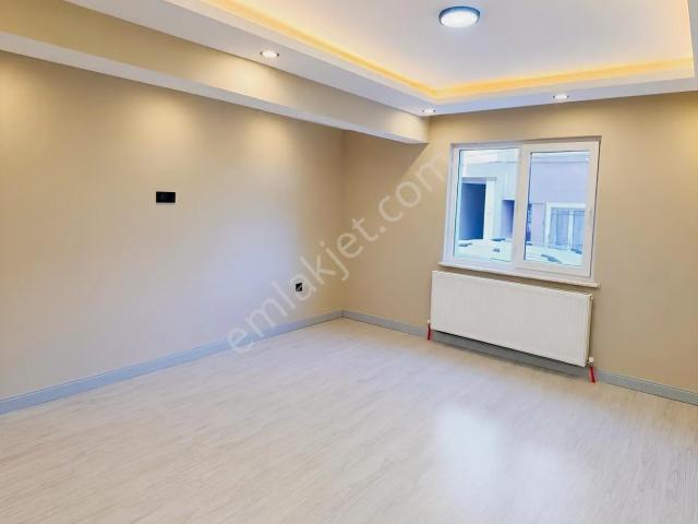 Kütahya Merkez Gaybiefendide Göktürk Caddesinde Kiralık 2+0