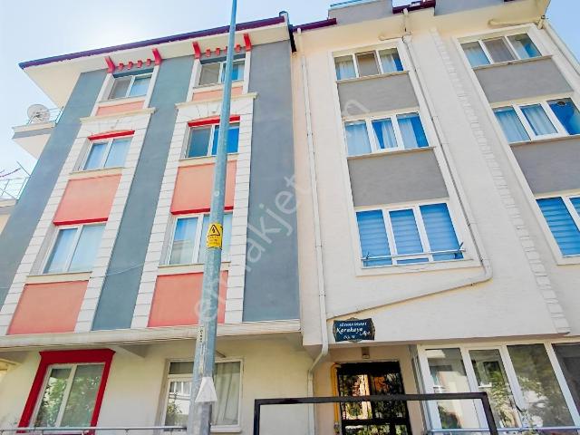 Kütahya Meydan Mahallesi Kiralık 1+1 Ara Kat
