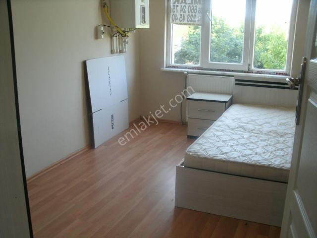 Kütahya Çarşı İçinde 1+1 Arakat 35m2