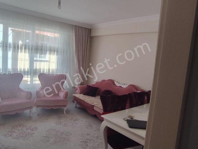 Kütahya Serra'dan Satılık 2+1 110 M2 Daire Geniş Ferah Kullanım