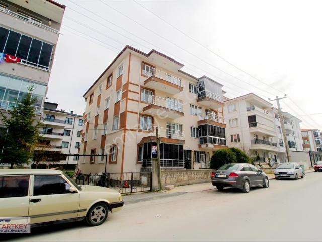 Kütahya Zafertepe Mahallesi, Okullar Bölgesinde 3+1satılık Daire