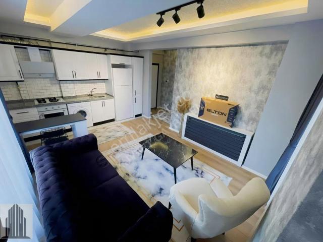 Kuvvet'ten Ultra Lüks Tramvaya Yakın Deniz Manzaralı Kiralık 1+1