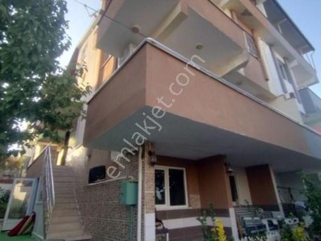 Kuvai Milliye Mahallesinde Güzel Konumda Satılık Villa