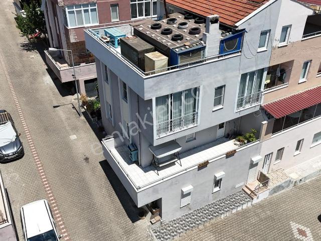 Kuvayi Milliye Mahallesi'nde Satılık Site İçi Villa Kat Mülkiyet