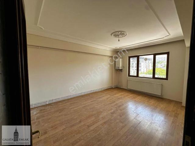 Kuyuönü Mezarlığı Karşısı Kiralık Daire