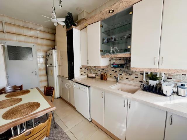 Kuyuyazısı Caddesinde Ankara Manzaralı 3+1 Satılık Daire