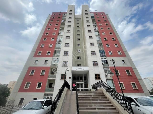 Kuzykent 3. Etap’ta 6. Katta Kiralık Ferah 3+1 Daire