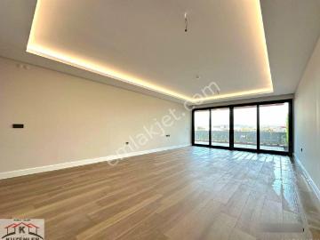 Kuzenler Emlak'tan 7/24 Güvenlik K.otoparklı Sitede 5+1 Villa