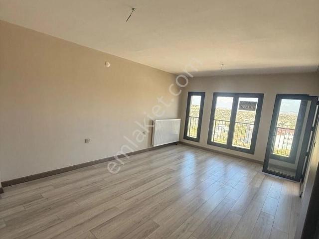 Kuzeyşehir 18.etap’ta Satılık 3.kat 3+1 Daire Maviş Gayrimenkul’den