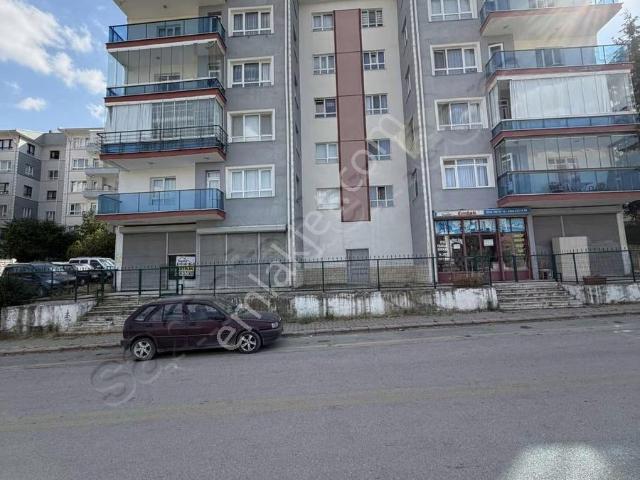 Kuzey Emlaktan Yakacık Merkezde 3+1 Kiralık Daire