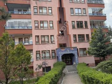 Kuzey Emlaktan Ara Kat 3+1 Kiralık Daire Asansörlü