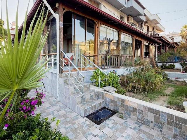 Kuzey Sancak'tan Kiralık 2+1 Deniz Manzaralı Villa