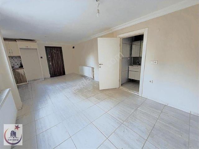 Kuzey Sancak'tan Okullar Bölgesinde Kiralık 1+1 Daire