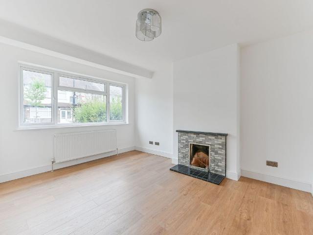 Kynaston Avenue, Thornton Heath CR7, 3 bed terraced house to rent, £2,500 pcm | PrimeLocation
