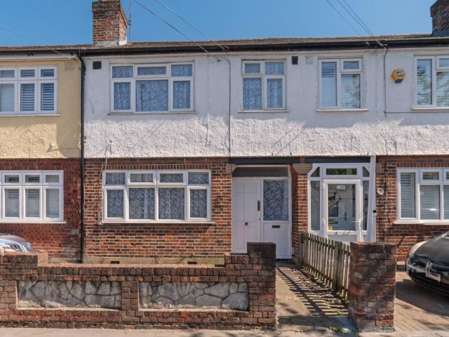Kynaston Avenue, Thornton Heath CR7, 3 bed terraced house to rent, £2,200 pcm | PrimeLocation