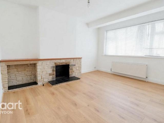 Kynaston Crescent, THORNTON HEATH 3 bed end of terrace house to rent £2,200 pcm £508 pw