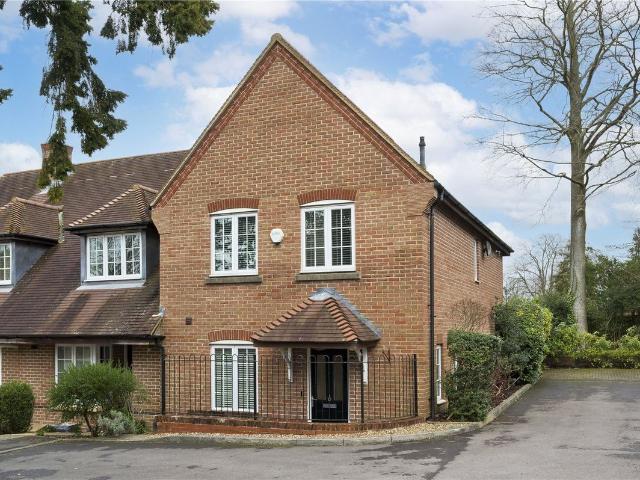 Kyngeshene Gardens, Guildford, Surrey GU1, 3 bed semi detached house to rent, £3,175 pcm | PrimeLocation
