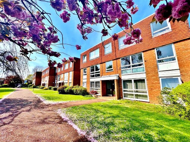 Kyoto Court, Bognor Regis, West Sussex PO21, 3 bed flat to rent, £1,300 pcm | PrimeLocation