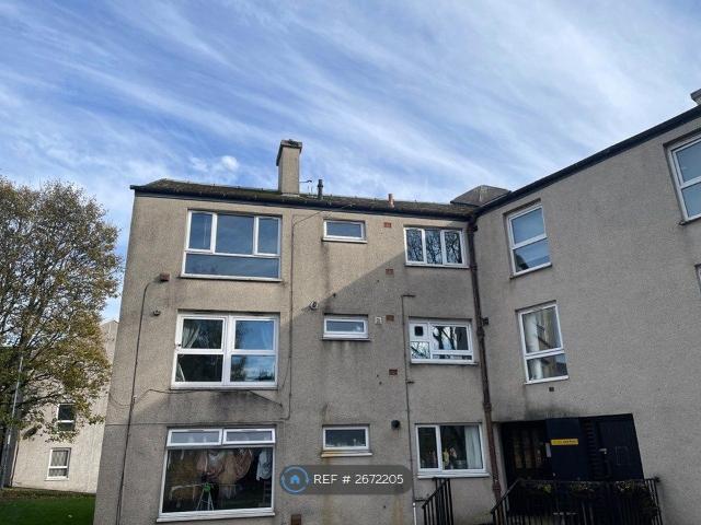 Kyle Road, Cumbernauld, Glasgow G67, 2 bed flat to rent, £850 pcm | PrimeLocation