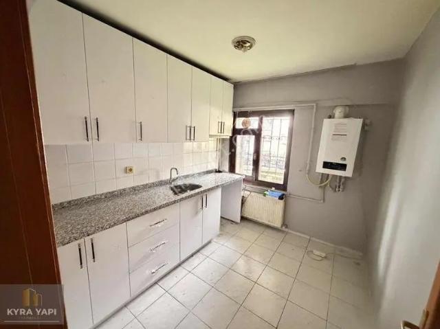 kyra Yapı Akşemsettin Site De 2+1 Bakımlı Yüksek Giriş Daire
