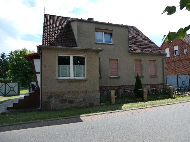 Kyritz an der Knatter, EFH mit Nebengelass und großem Grundstück
