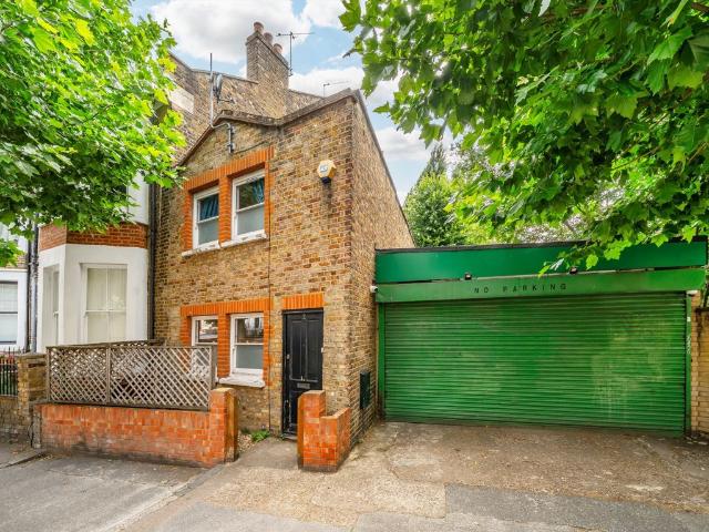 Kyverdale Road, Hackney N16, 2 bed property to rent, £3,000 pcm | PrimeLocation