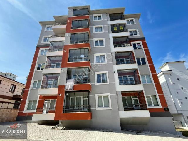 Kyzeykent Mh.zafer Gıda Arkası 1+1 Ara Kat Kiralık Daire
