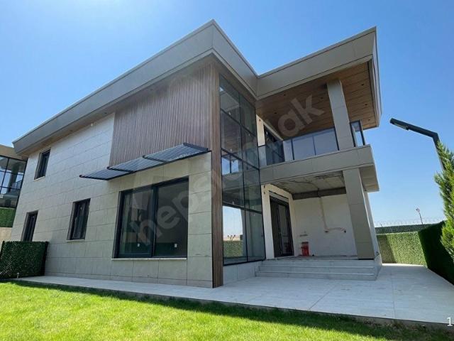 KZ YAPI'DAN BEYKOZ VİLLALARINDA SATILIK VİLLALAR