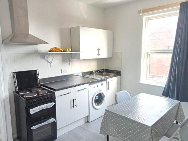 L131 bed flat – Bills included