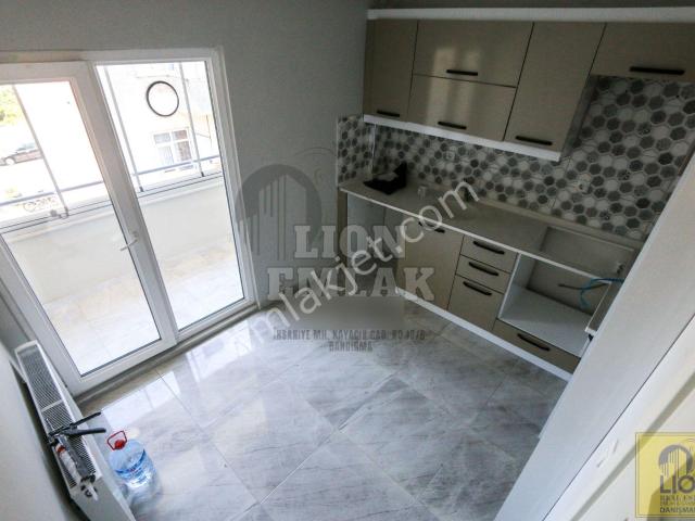 ⬛lıon Emlak'tan Nato Caddesi Yakınında Kiralık 2+1 Daire⬛