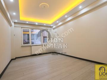 Lıon Emlak'tan Hacıyusuf'ta Arakat,çift Banyolu Satılık 3+1 Daire