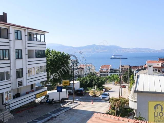 Lıon Emlak'tan Hacıyusuf'ta Deniz Manzaralı,eşyalı Kiralık Daire