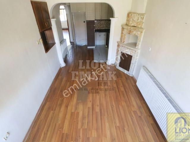 Lıon Emlak'tan İhsaniye'de Arakat Masrafsız Kiralık 3+1 Daire