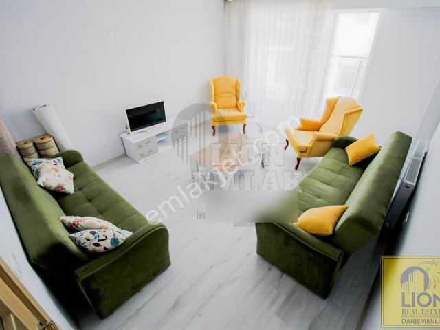 Lıon Emlak'tan İşlek Ana Cadde Yakını,eşyalı Kiralık 2+1 Daire