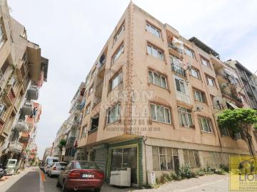 ⬛lıon Emlak'tan Paşabayır Mahallesi'nde Merkezi Konumlu Arakat 2+1 Satılık Daire⬛