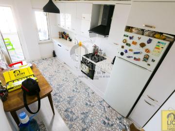 Lıon Emlak'tan Paşabayır Mahallesinde Nezih Site İçinde Deniz Manzaralı Ferah Kiralık Daire