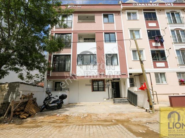 Lıon Emlak'tan 600 Evler'de Balkonlu 2+0 Eşyalı Kiralık Daire