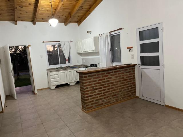 La Taba 1969 Casa en alquiler Punta Chacra Roldán