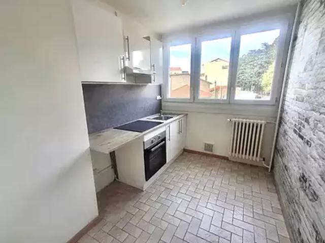 La Talaudière 42350 Achat / Vente appartement 5 pièces t5 cave
