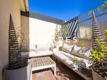LA TERRASSE DU SUD DuplexT3 Meublé de 122 m2 + Terrasse Pa