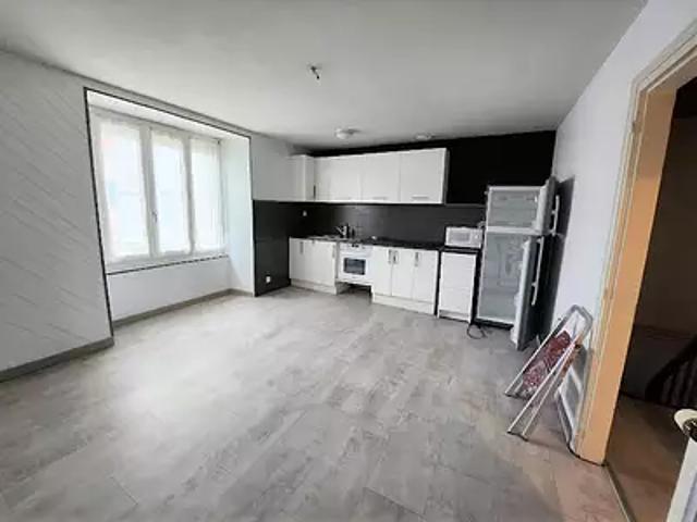 La Tessoualle 49280 Location appartement 3 pièces t3 au dernier étage