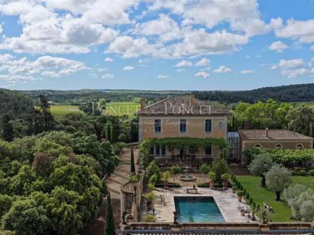 Majestueuse propriété de 390 m² à Assas avec piscine 390m² Montpellier
