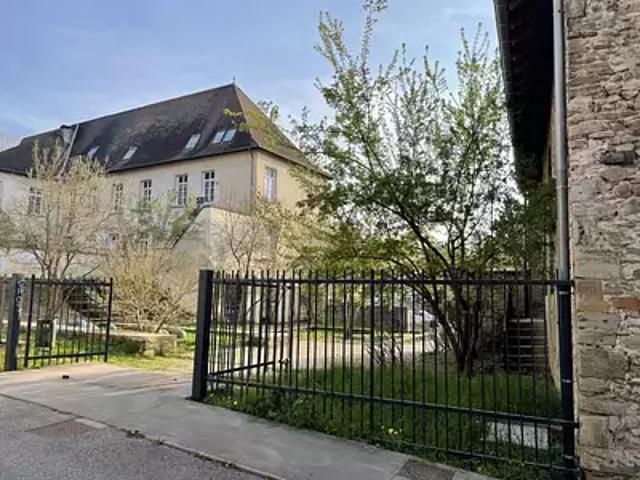 La Tour du Pin 38110 Achat / Vente appartement 4 pièces t4 au dernier étage