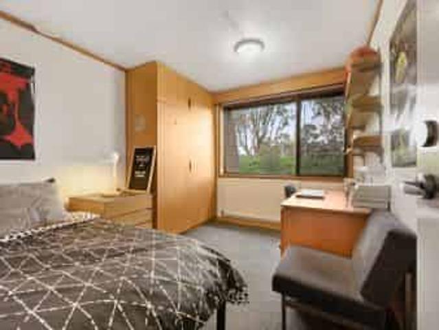 La Trobe University Chisholm College, Bundoora | Amber