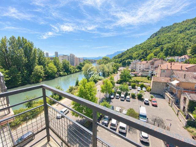 LA TRONCHE T2 MEUBLE