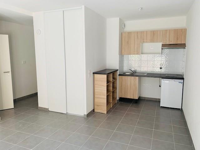 LA TRINITE / Location Appartement 2 Pièces 43 m²