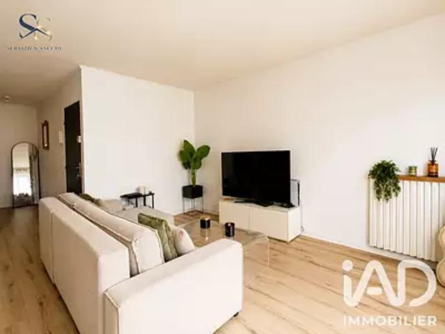 La Trinité 06340 Achat / Vente appartement 2 pièces t2 au dernier étage parking