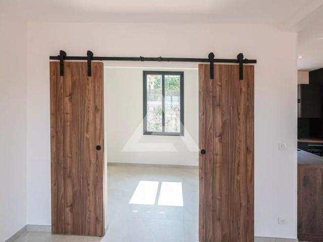 LA TURBIE 2 PIECES VIDE GARAGE
